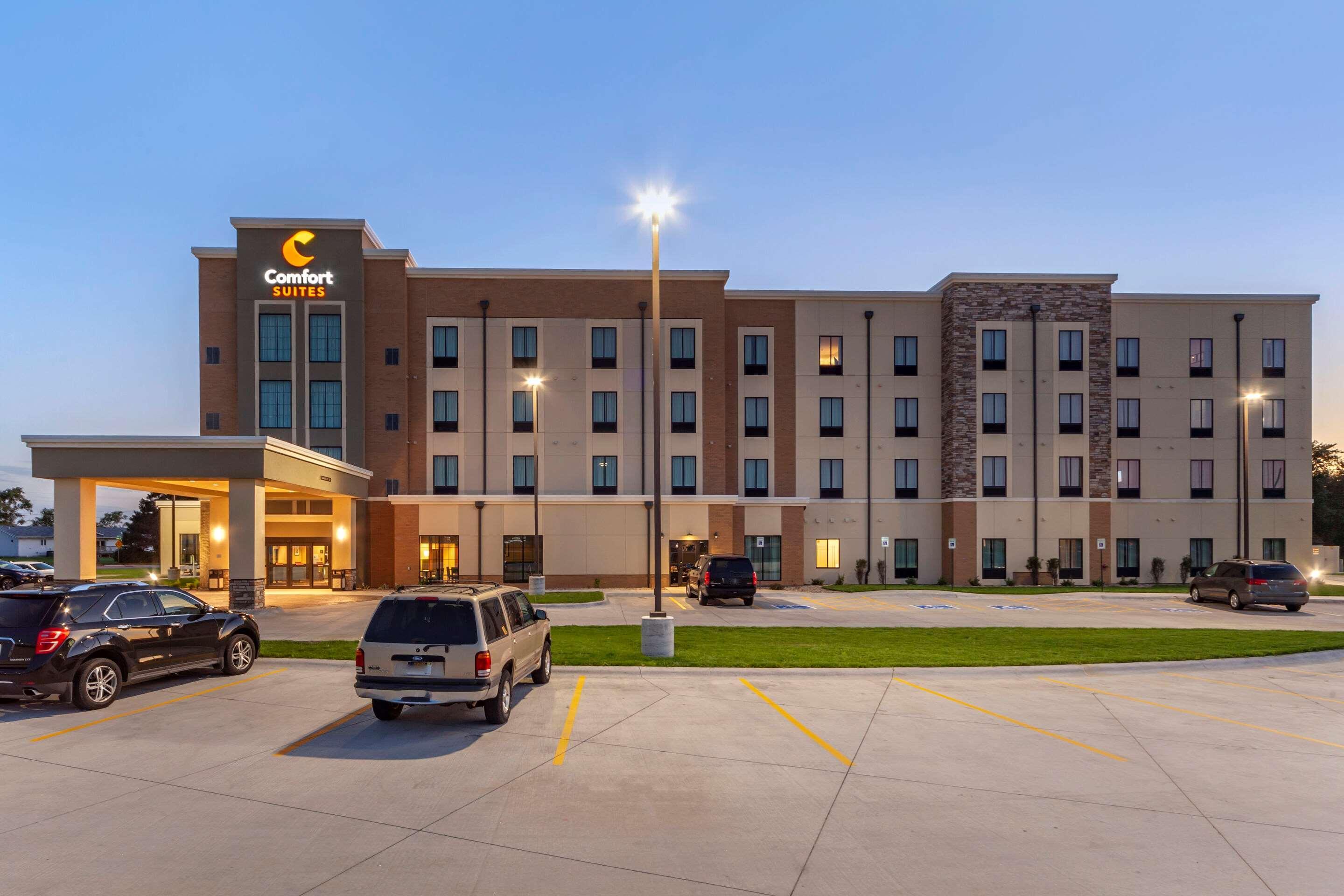 Comfort Suites Grand Island Exterior photo